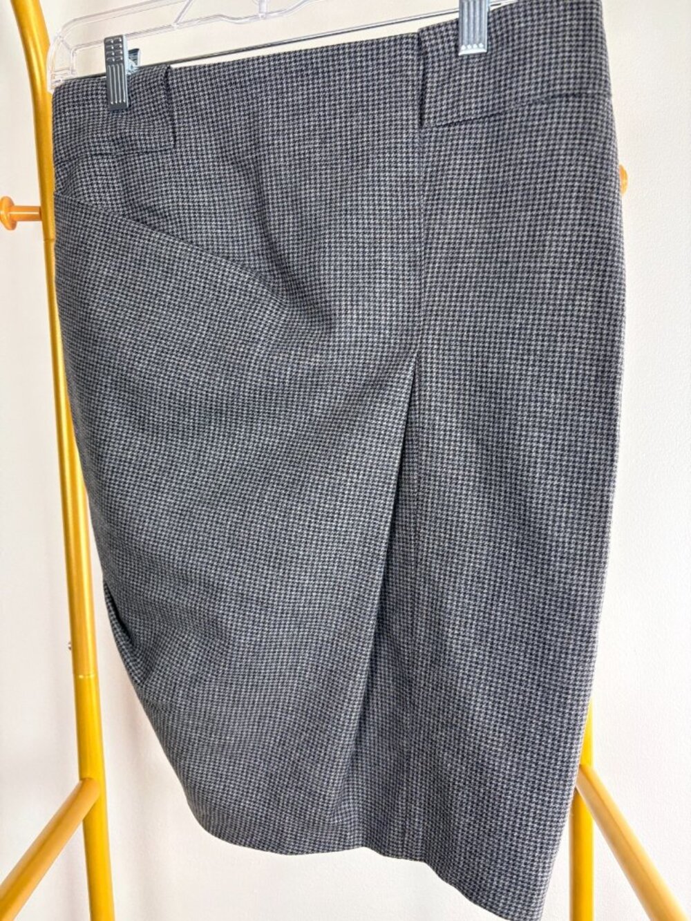 Beautiful Brunello Cucinelli ***Wool & Cashmere*** Skirt 4 e40